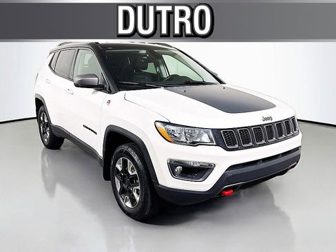 Used 2018 Jeep Compass Trailhawk w/ Cold Weather Group AWD/4WD image 1