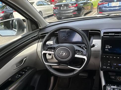 Used 2023 Hyundai Tucson Limited AWD/4WD image 22