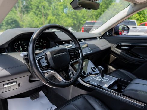 Used 2021 Land Rover Range Rover Evoque SE AWD/4WD image 17