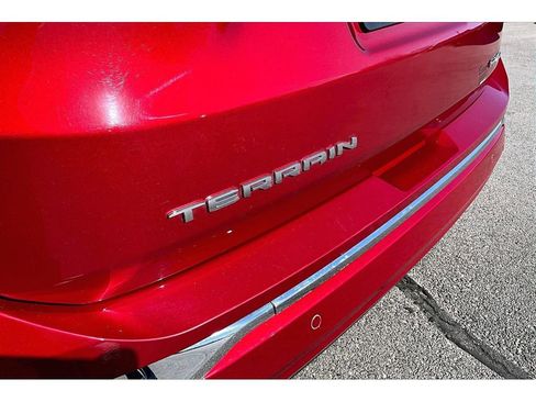 Used 2023 GMC Terrain Denali image 24