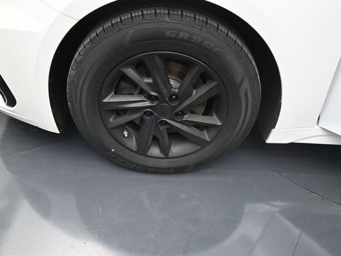 Used 2019 Kia Optima LX FWD image 17