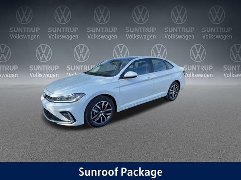 New 2025 Volkswagen Jetta SE image 8