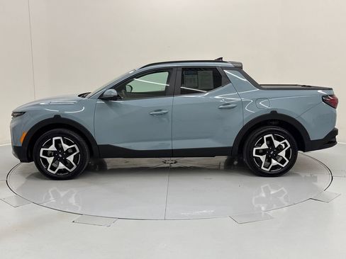 Used 2022 Hyundai Santa Cruz Limited AWD/4WD image 2