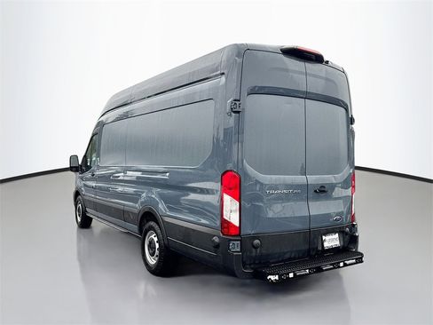Used 2020 Ford Transit 250 148 High Roof Extended image 8