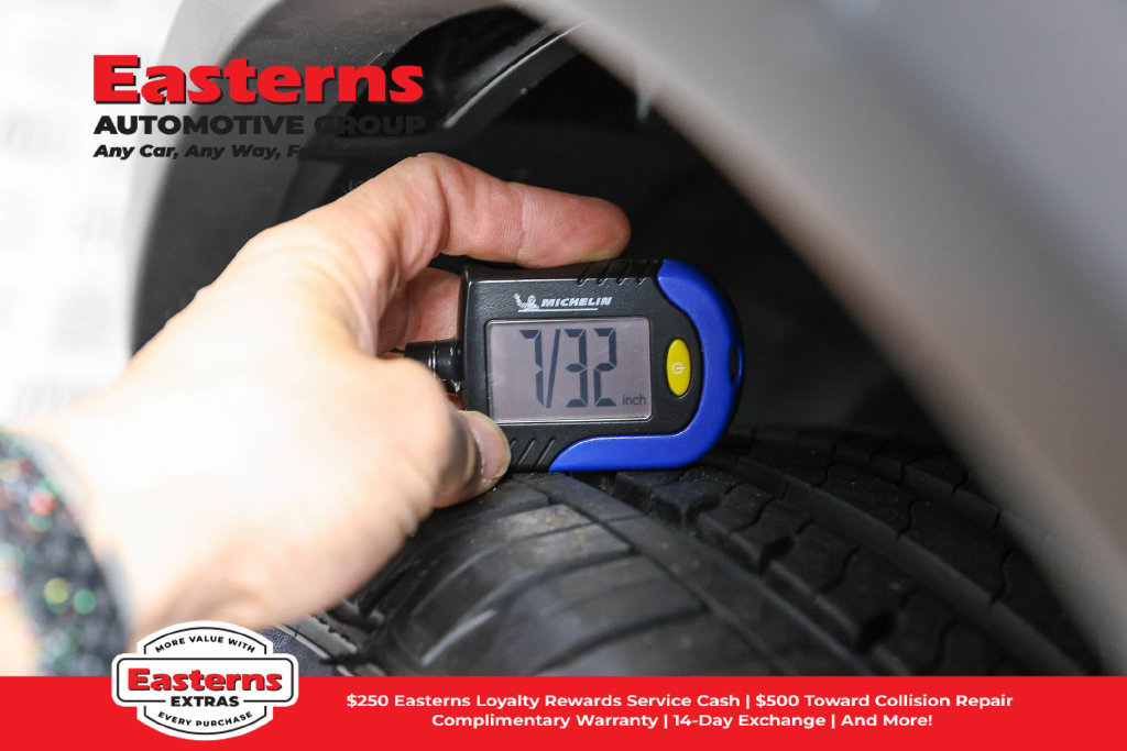 Used 2023 Nissan Rogue SV AWD/4WD image 28