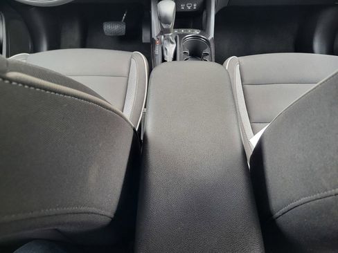 Used 2021 Chevrolet TrailBlazer LT image 34