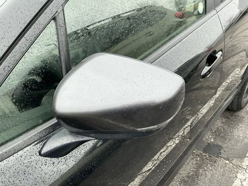 Used 2024 Subaru Crosstrek 2.0i Premium image 22