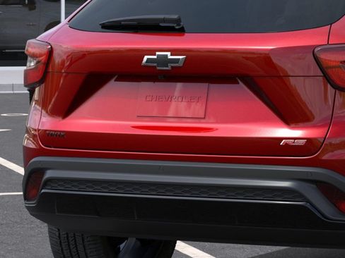New 2026 Chevrolet Trax RS w/ Driver Confidence Package FWD image 14