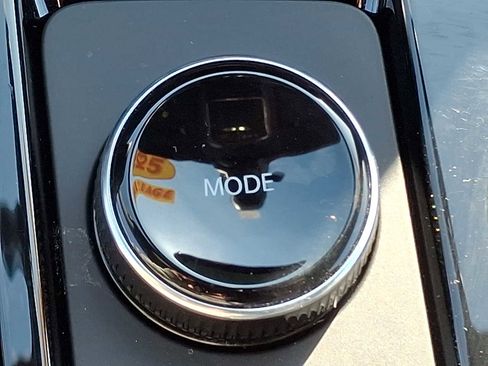 Certified 2025 Chevrolet Equinox RS w/ Safety and Technology Package image 26