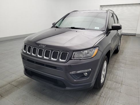 Used 2021 Jeep Compass Latitude FWD image 15