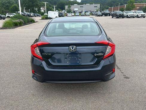 Used 2016 Honda Civic EX image 4