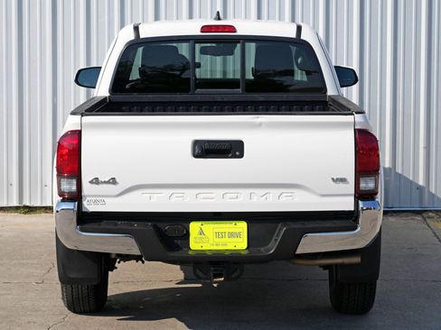 Used 2019 Toyota Tacoma SR5 image 38