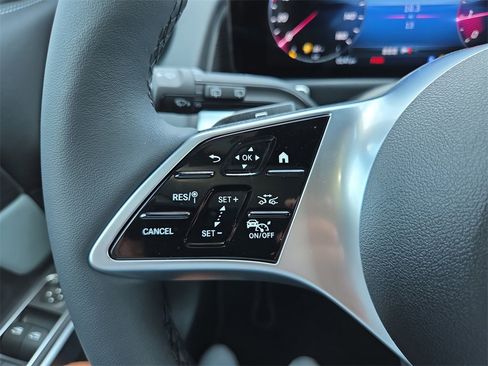 New 2026 Mercedes-Benz GLB 250 4MATIC image 21