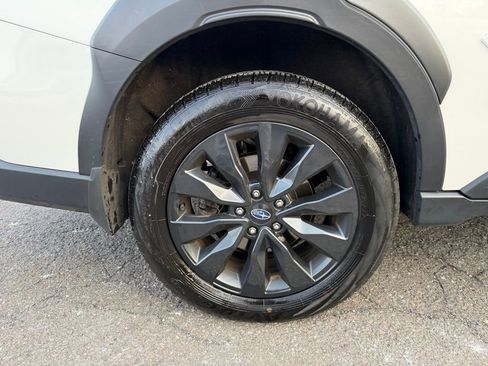 Used 2023 Subaru Outback Onyx Edition image 12