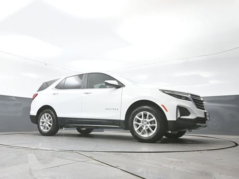 Used 2023 Chevrolet Equinox LT image 49