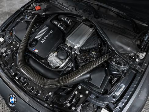 Used 2015 BMW M4 Coupe RWD image 41