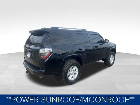 Used 2022 Toyota 4Runner SR5 Premium image 3