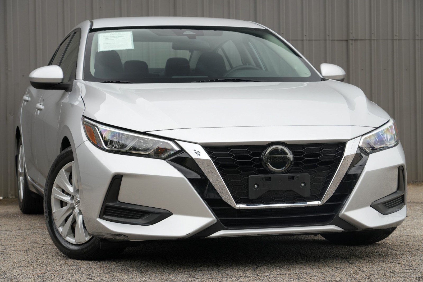 Used 2020 Nissan Sentra S FWD image 2