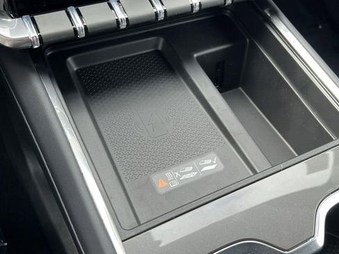 New 2025 GMC Acadia Elevation image 19