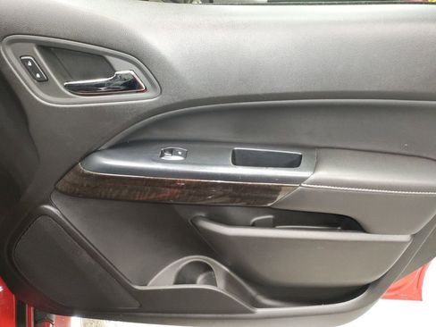 Used 2016 GMC Canyon SLT w/ Driver Alert Package image 10