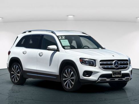 Certified 2022 Mercedes-Benz GLB 250 4MATIC image 9