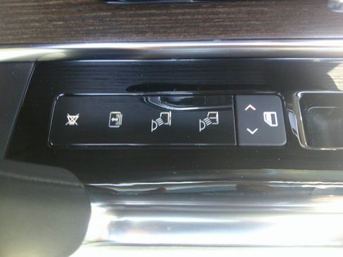 Used 2023 Land Rover Range Rover SE AWD/4WD image 57