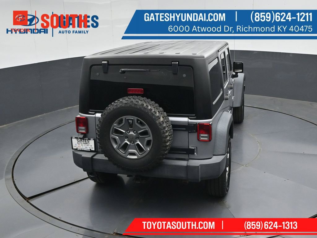 Used 2015 Jeep Wrangler Unlimited Rubicon w/ Max Tow Package AWD/4WD image 35