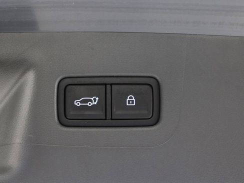 Certified 2025 Hyundai Santa Fe SE FWD image 19