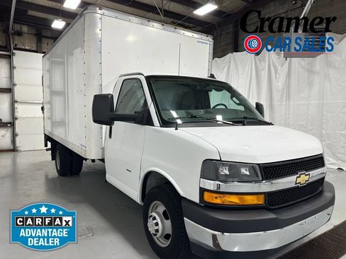 Used 2022 Chevrolet Express 3500 w/ Power Convenience Package RWD image 1