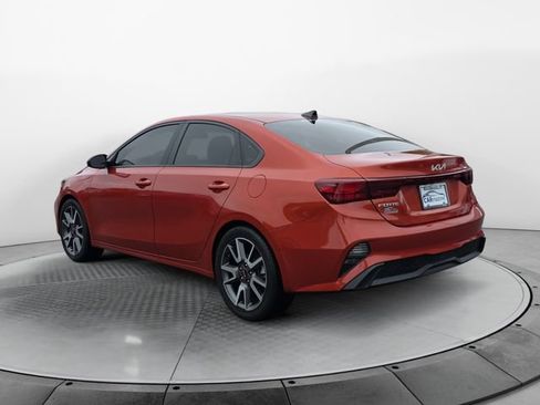 Used 2023 Kia Forte LXS FWD image 3
