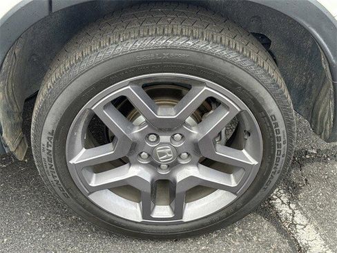 Used 2023 Honda Passport EX-L image 10