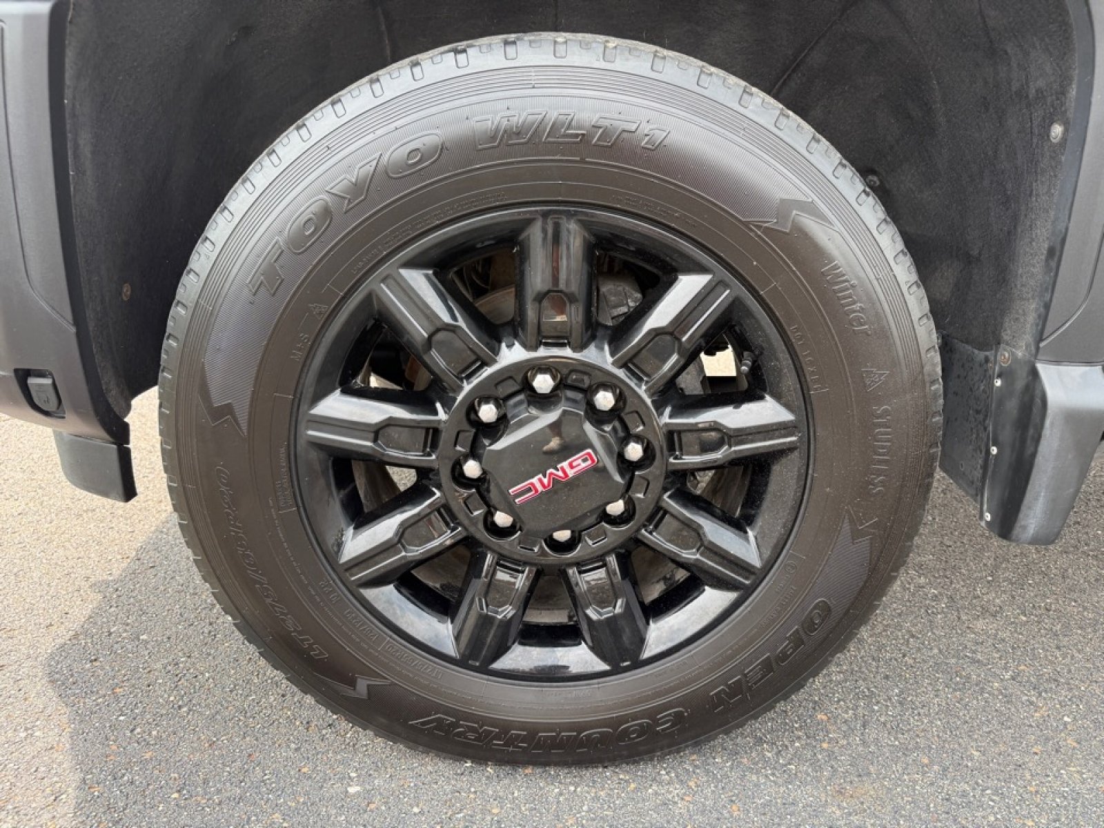 Used 2024 GMC Sierra 2500 AT4 w/ AT4 Premium Plus Package AWD/4WD image 40