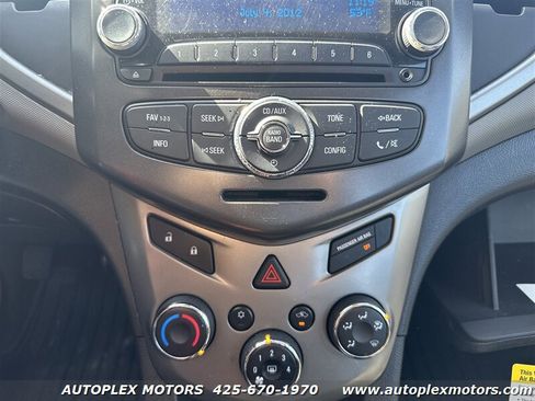 Used 2012 Chevrolet Sonic LT image 22