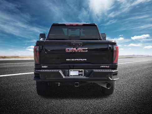 Used 2024 GMC Sierra 2500 AT4 w/ AT4 Premium Plus Package AWD/4WD image 20
