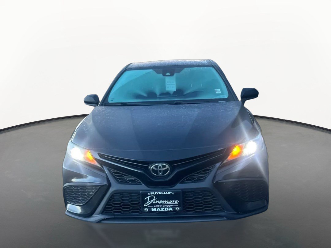 Used 2021 Toyota Camry SE FWD image 8