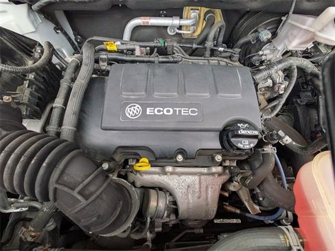 Used 2019 Buick Encore Sport Touring image 20