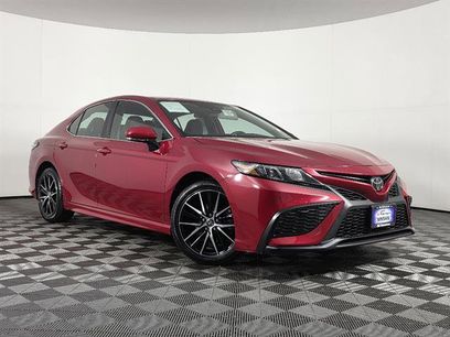 Used 2022 Toyota Camry SE w/ Cold Weather Package