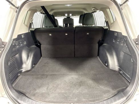 Used 2018 Toyota RAV4 LE FWD image 49