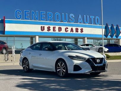 Used 2023 Nissan Maxima SV w/ Floor Mat Group