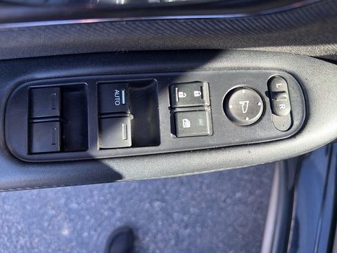 Used 2020 Honda HR-V EX image 7