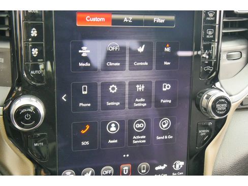 Used 2019 RAM 1500 Laramie image 32