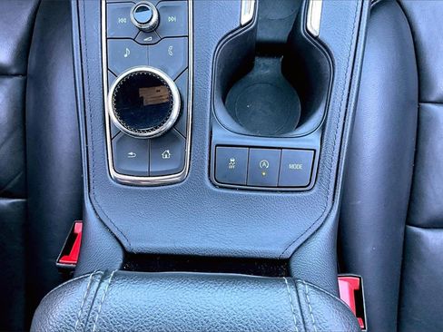 Used 2023 Cadillac XT4 Premium Luxury image 24