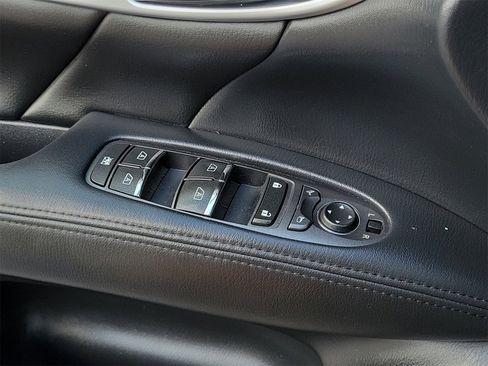 Used 2013 INFINITI M35 M35h w/ Premium Pkg image 34