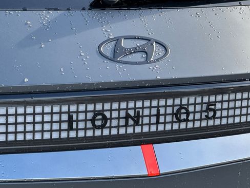 New 2025 Hyundai Ioniq 5 N image 9