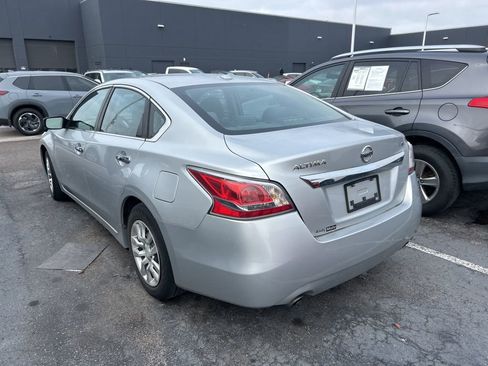 Used 2015 Nissan Altima 2.5 S w/ Power Driver Seat Package image 3