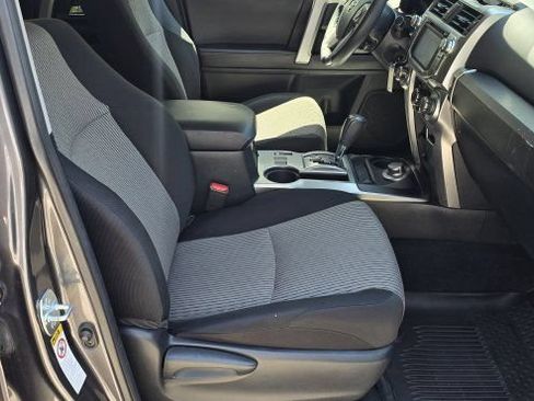 Used 2019 Toyota 4Runner SR5 AWD/4WD image 12