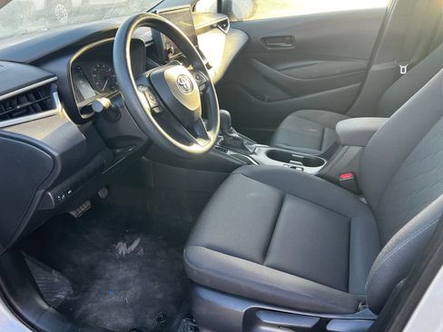 Used 2024 Toyota Corolla LE image 7
