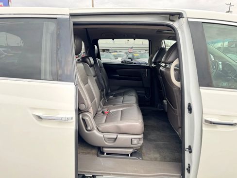 Used 2012 Honda Odyssey EX-L image 18
