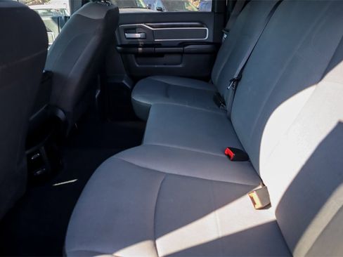 Used 2022 RAM 3500 Big Horn image 23