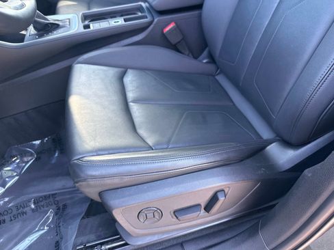 Used 2025 Audi Q3 2.0T Premium AWD/4WD image 18